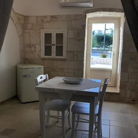 Trulli Le 2 Nicchie *